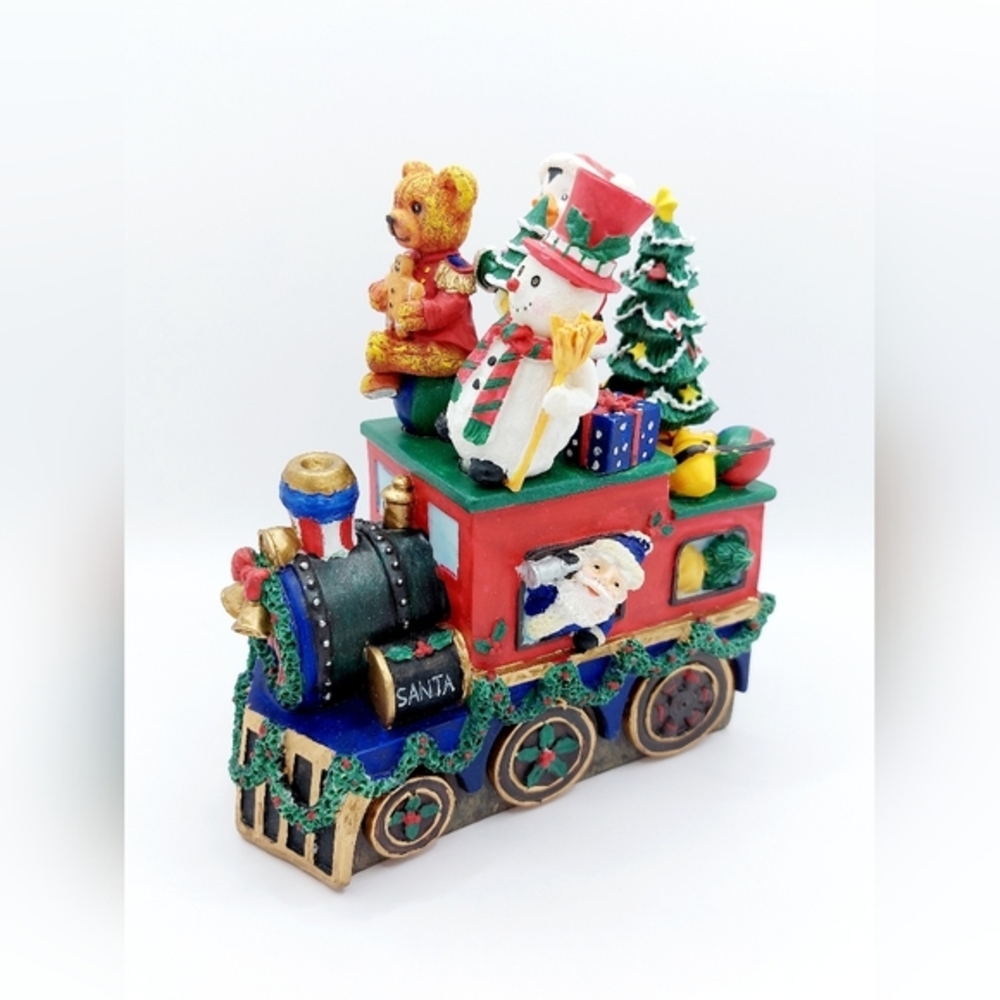 Christmas Locomotive Train w/4 Spreaders by Cardnial Resin‎